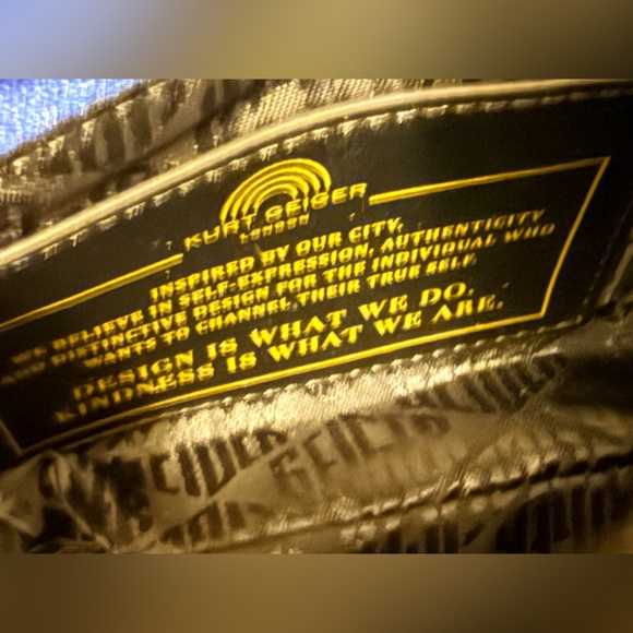 Kurt Geiger NWOT Elegant Blue Velvet Women's Crossbody Bag with Crystal Accents - Picture 14 of 16